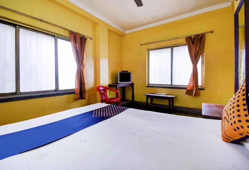 Hotelli Spot On 77478  Piyush