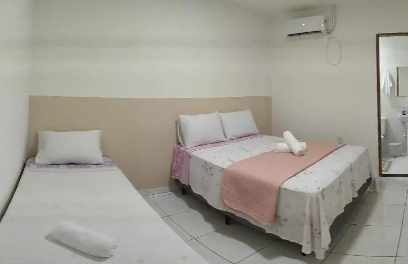 Majatalo Pousada Girassol