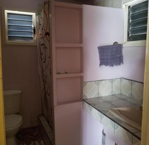 هتل Chapito's 5, Clashing Winds House