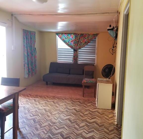 هتل Chapito's 5, Clashing Winds House