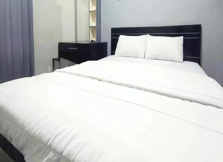 ホテル D Waru Homestay Syariah Near Jl Slamet Riyadi Mitra Reddoorz