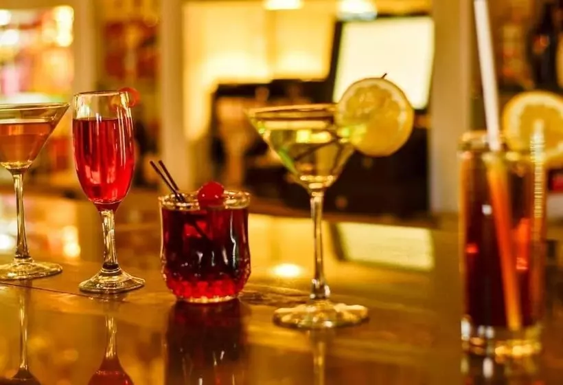 هتل Esiankiki Resort & Spa