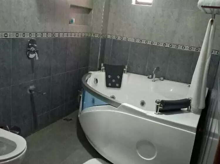 هتل Esiankiki Resort & Spa