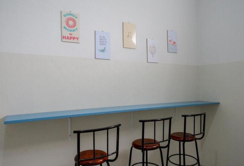 בית מלון כפרי Reddoorz Near Tamansari Shopping Center Salatiga