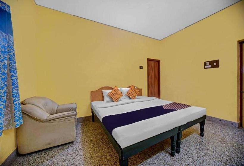 Szálloda Vaccinated Staff  Spot On 76801 Rks Residency