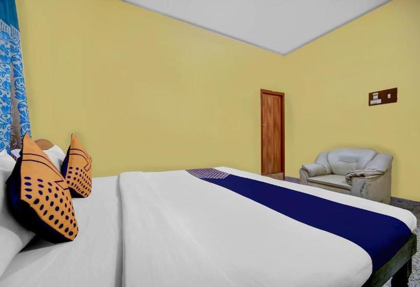 Szálloda Vaccinated Staff  Spot On 76801 Rks Residency