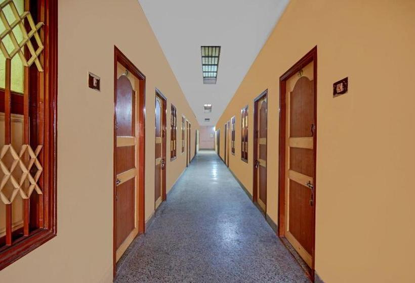 Szálloda Vaccinated Staff  Spot On 76801 Rks Residency