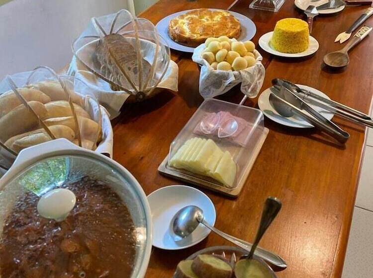 بنسيون Pousada Magé