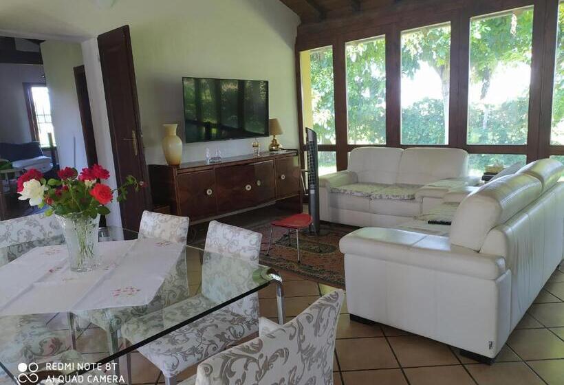 Bed and Breakfast La Rosa Selvatica