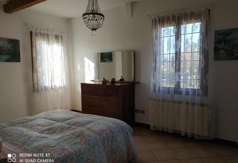 Bed and Breakfast La Rosa Selvatica