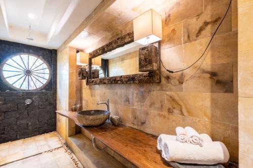 ホテル Deluxe White Cube