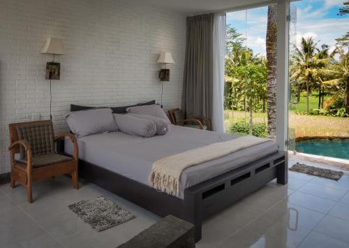 ホテル Deluxe White Cube