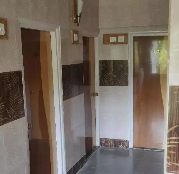 ホテル Shreyas Alibag