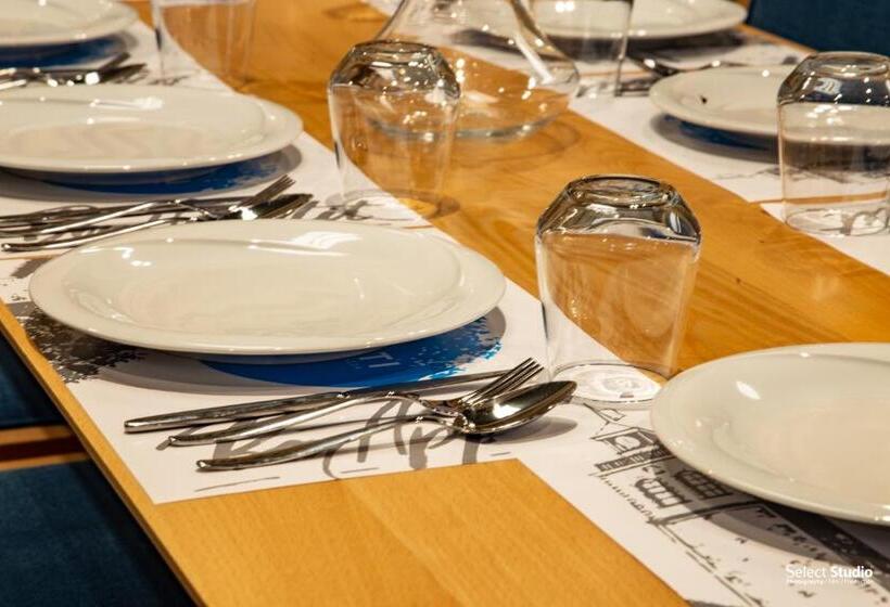 Sahati Hotel & Restaurant