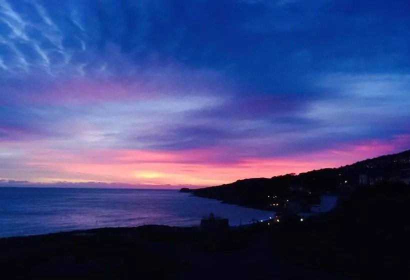 ベッドアンドブレックファースト Ventnor Bay House