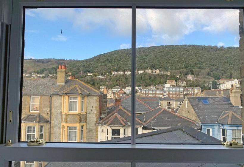 ベッドアンドブレックファースト Ventnor Bay House