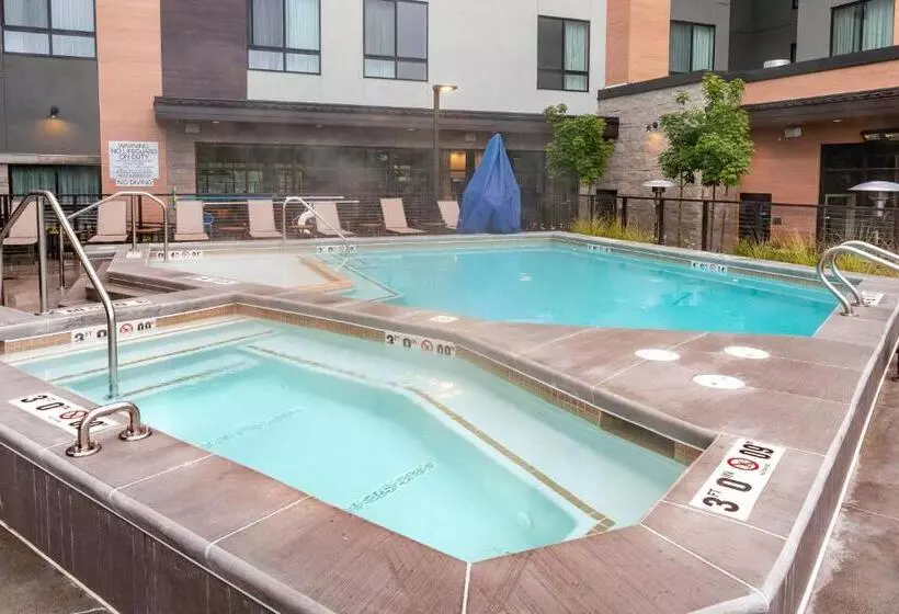 Hotelli Courtyard By Marriott Salt Lake City Cottonwood