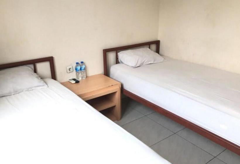 فندق Guest House 45 Tentara Pelajar Semarang