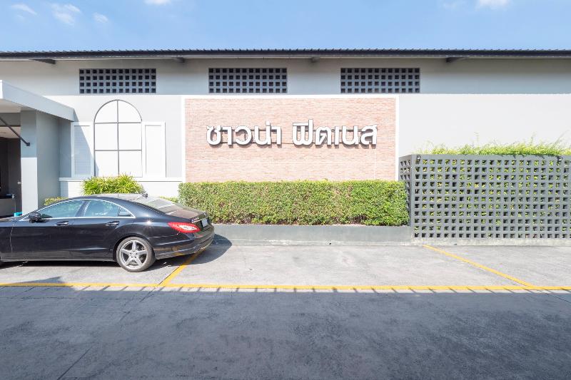 هتل Oyo 75382 Galaxy & Sauna Resort