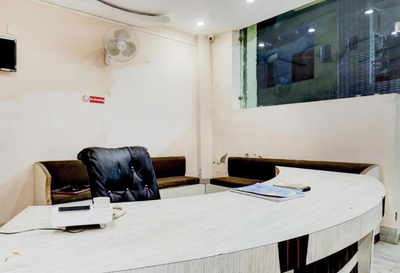 호텔 Oyo 77132 Hari Dham