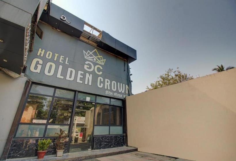 בית מלון כפרי Oyo Mum2055  Golden Crown