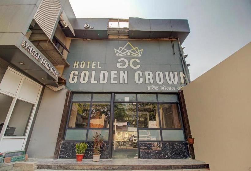 בית מלון כפרי Oyo Mum2055  Golden Crown