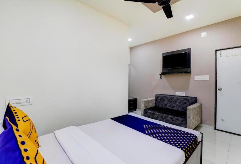 Hotel Spot On 76858  Grand Shivay