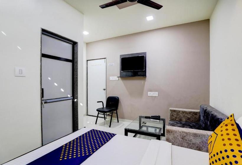 Hotel Spot On 76858  Grand Shivay