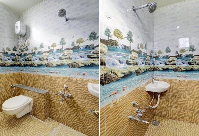 Hotel Spot On 76858  Grand Shivay