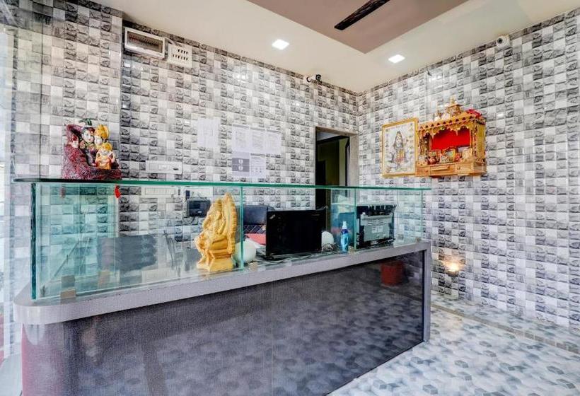 Hotel Spot On 76858  Grand Shivay