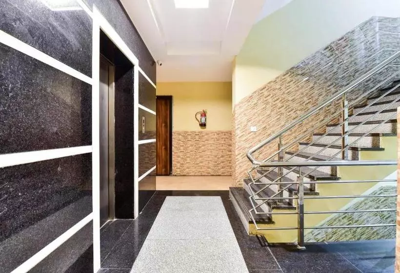 Hotelli Spot On 76981 Shri Ganga Residency