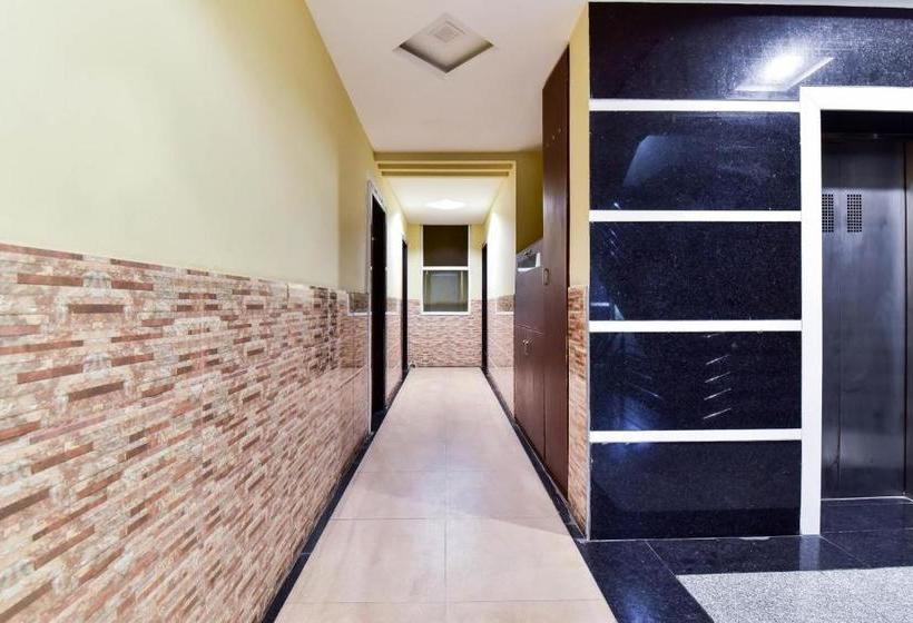 בית מלון כפרי Spot On 76981 Shri Ganga Residency