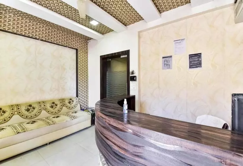 Hotelli Spot On 76981 Shri Ganga Residency