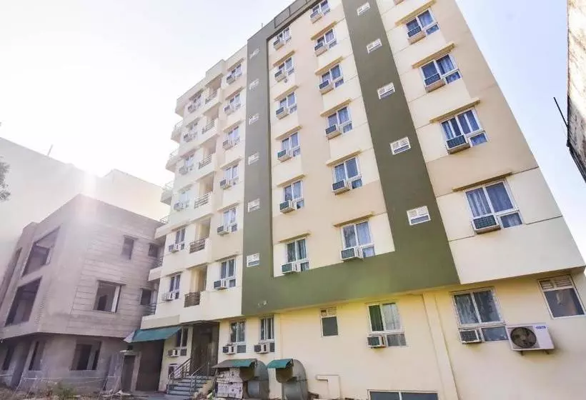 Hotelli Spot On 76981 Shri Ganga Residency