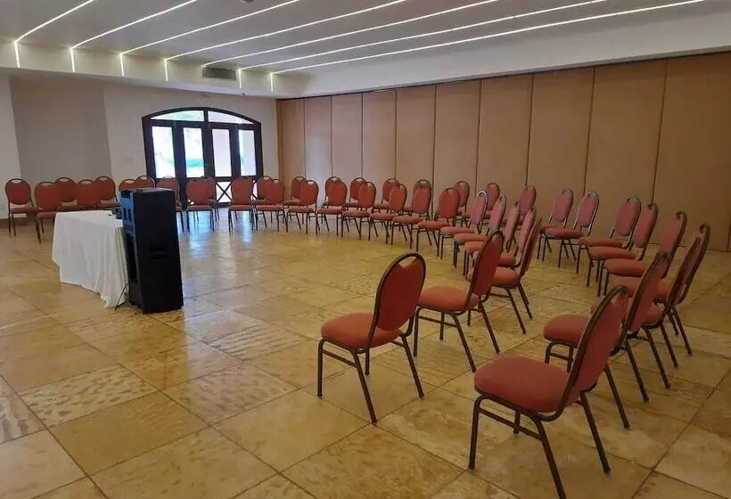 ホテル Sun City Rota Das Emoções