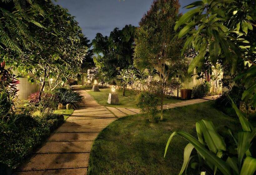 Jepara Garden Resort