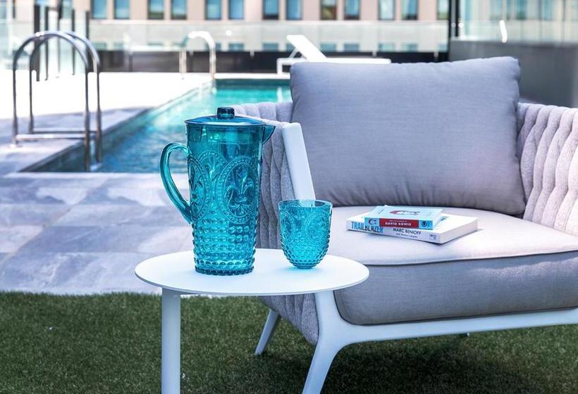 Scape Living At Aurora