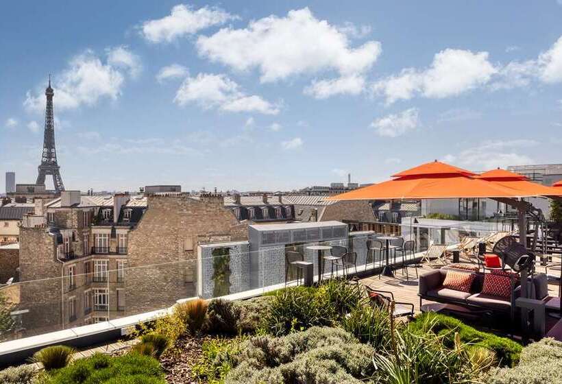 Hotel Canopy by Hilton Paris Eiffel Tower