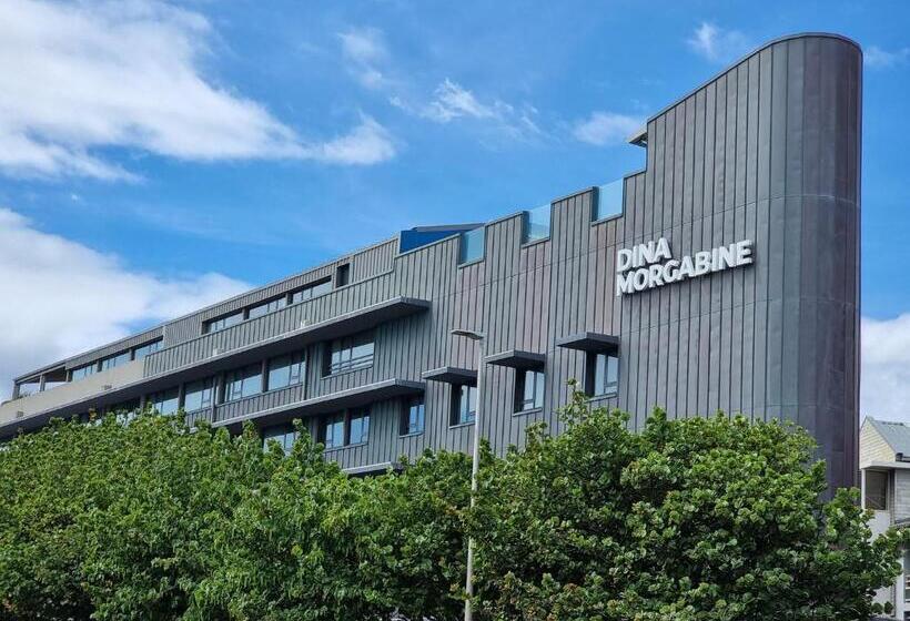 هتل Dina Morgabine Saint Denis