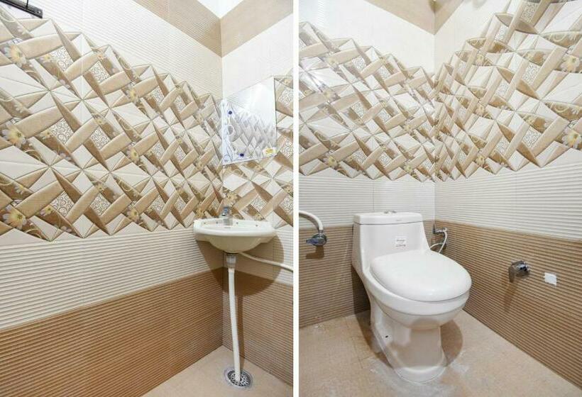 فندق Oyo 76392 Kh Homes