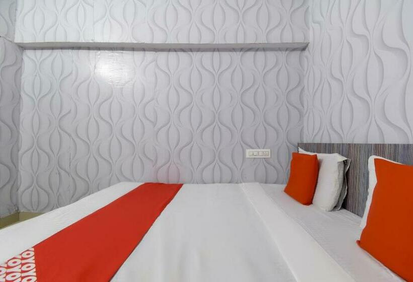 فندق Oyo 76392 Kh Homes