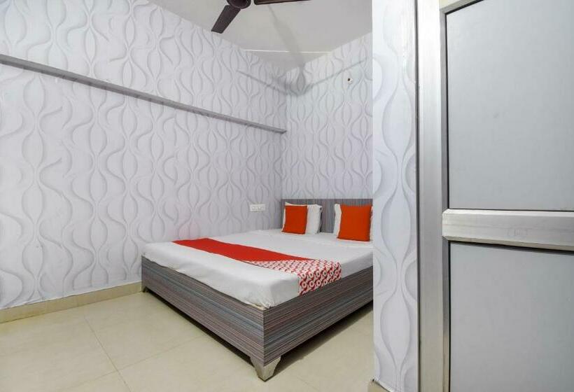 فندق Oyo 76392 Kh Homes