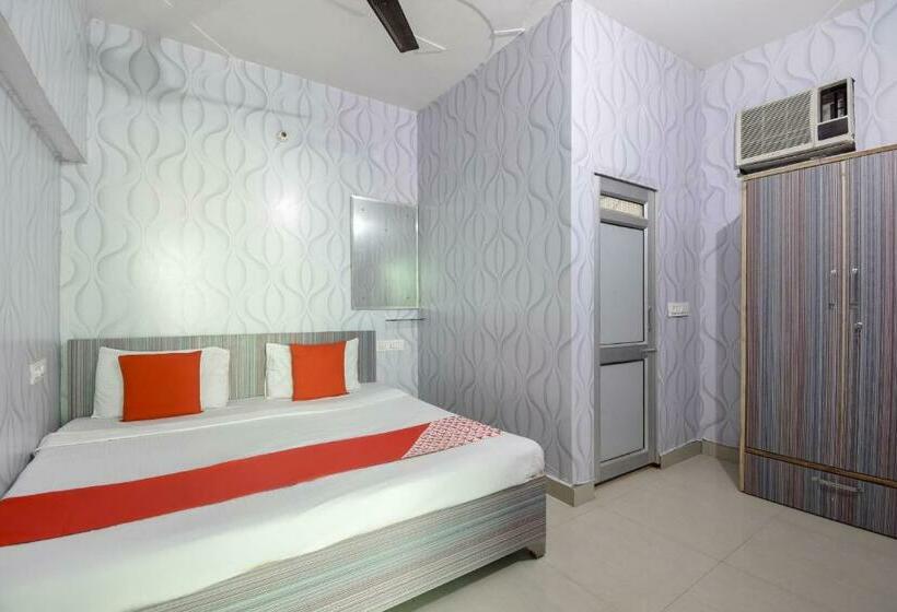 فندق Oyo 76392 Kh Homes