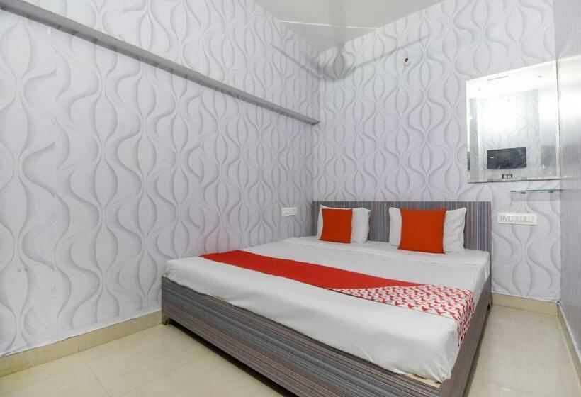 فندق Oyo 76392 Kh Homes