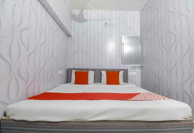 فندق Oyo 76392 Kh Homes