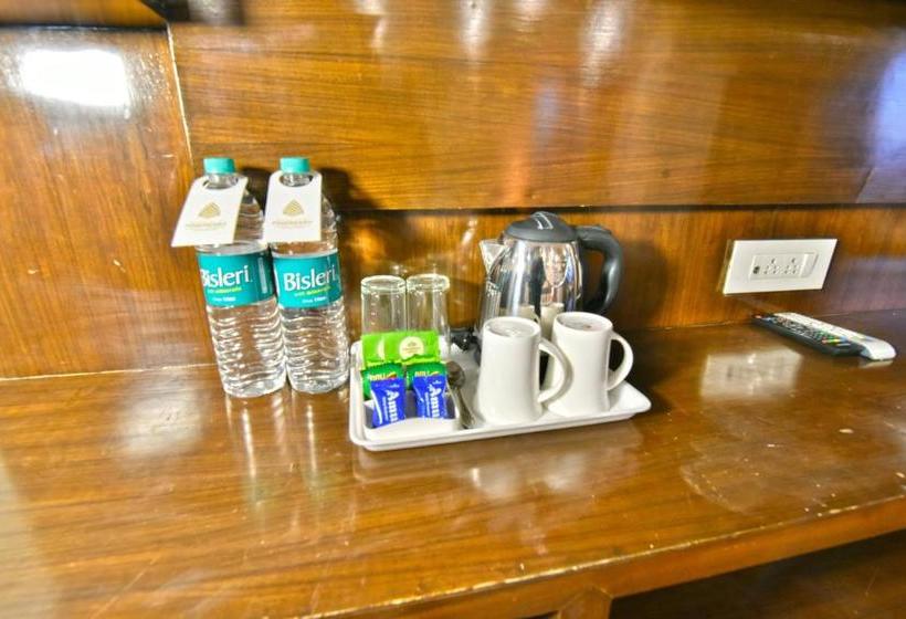 酒店 Satyam Int. By Pineberry S