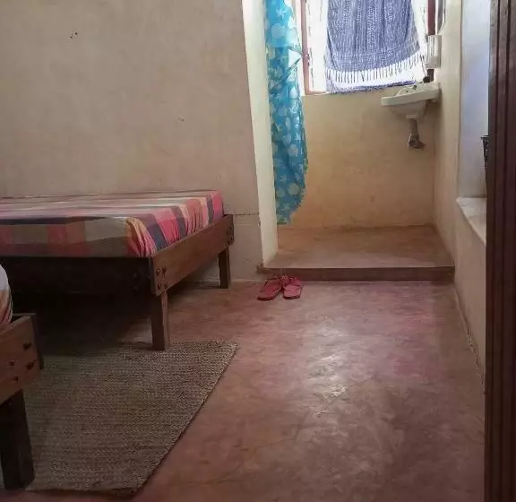 هاستل Sea Shells Inn