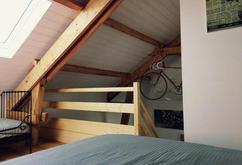 민박 Chambres D'hôtes Quatre Mains