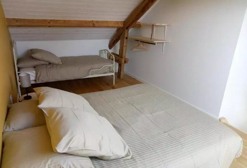 ベッドアンドブレックファースト Chambres D'hôtes Quatre Mains