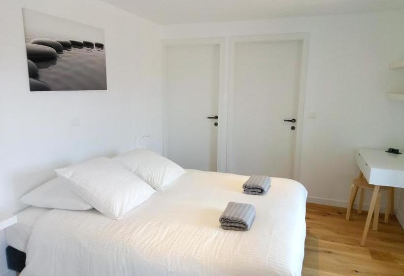 민박 Chambres D'hôtes Quatre Mains